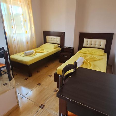 Hotel Brace Gjirokastër Buitenkant foto