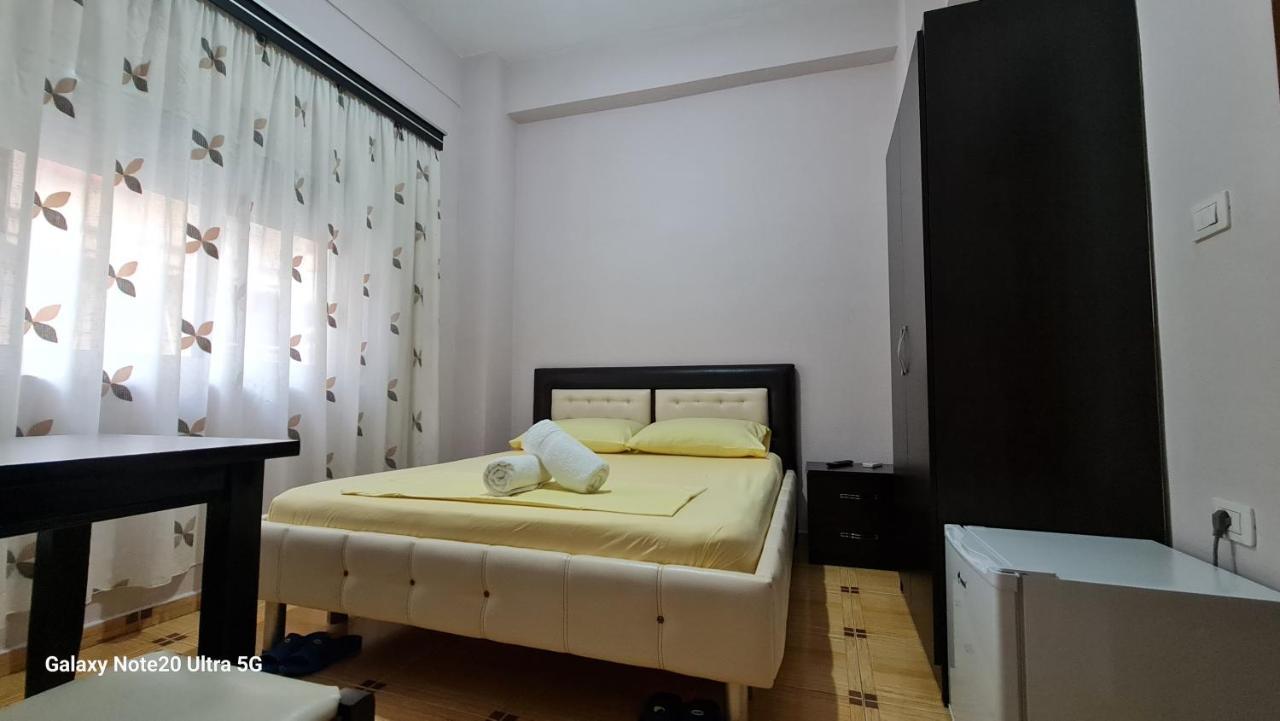 Hotel Brace Gjirokastër Buitenkant foto