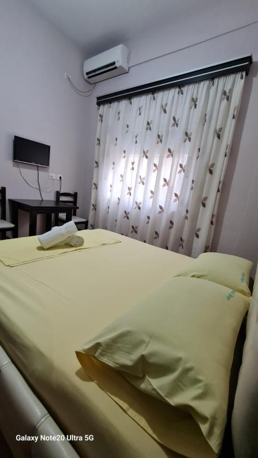 Hotel Brace Gjirokastër Buitenkant foto