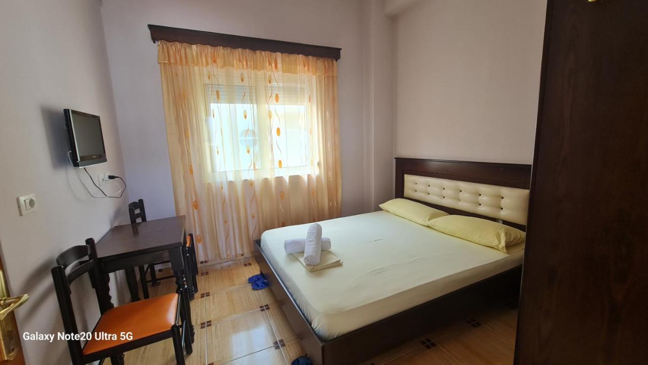 Hotel Brace Gjirokastër Buitenkant foto
