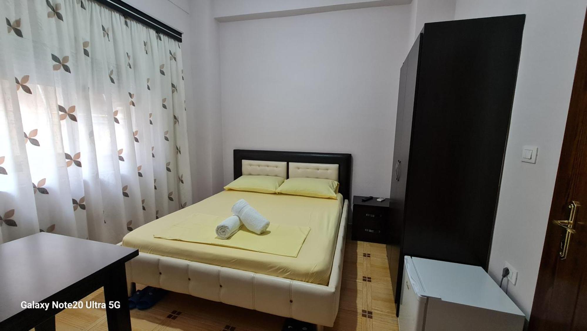 Hotel Brace Gjirokastër Buitenkant foto