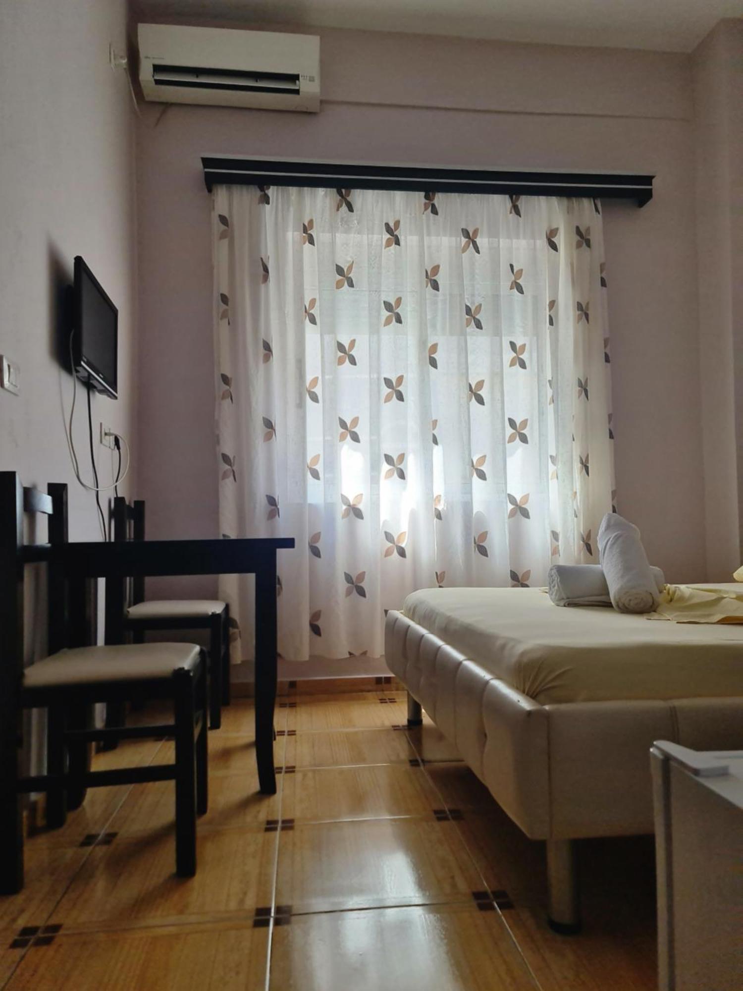 Hotel Brace Gjirokastër Buitenkant foto