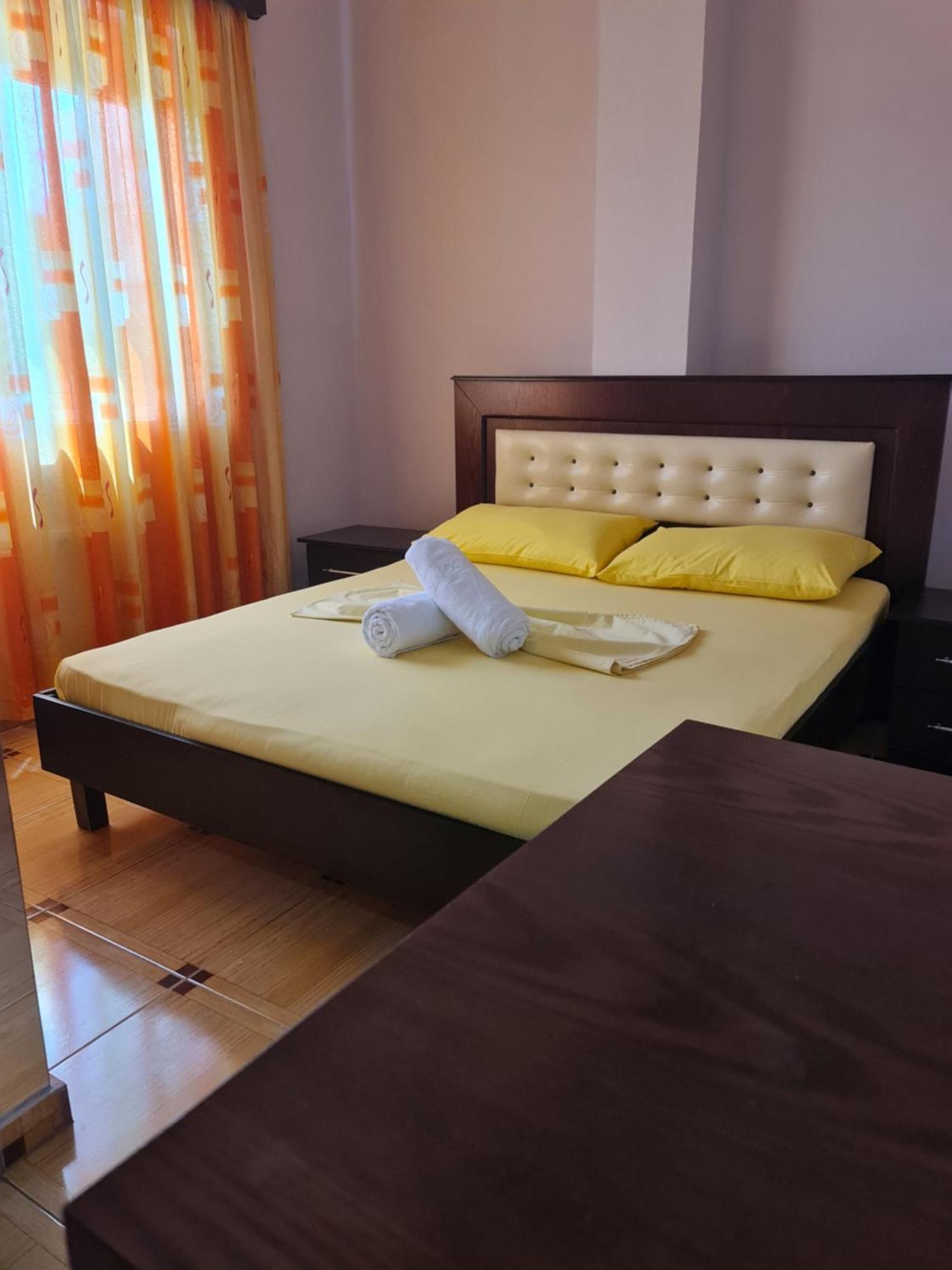 Hotel Brace Gjirokastër Buitenkant foto