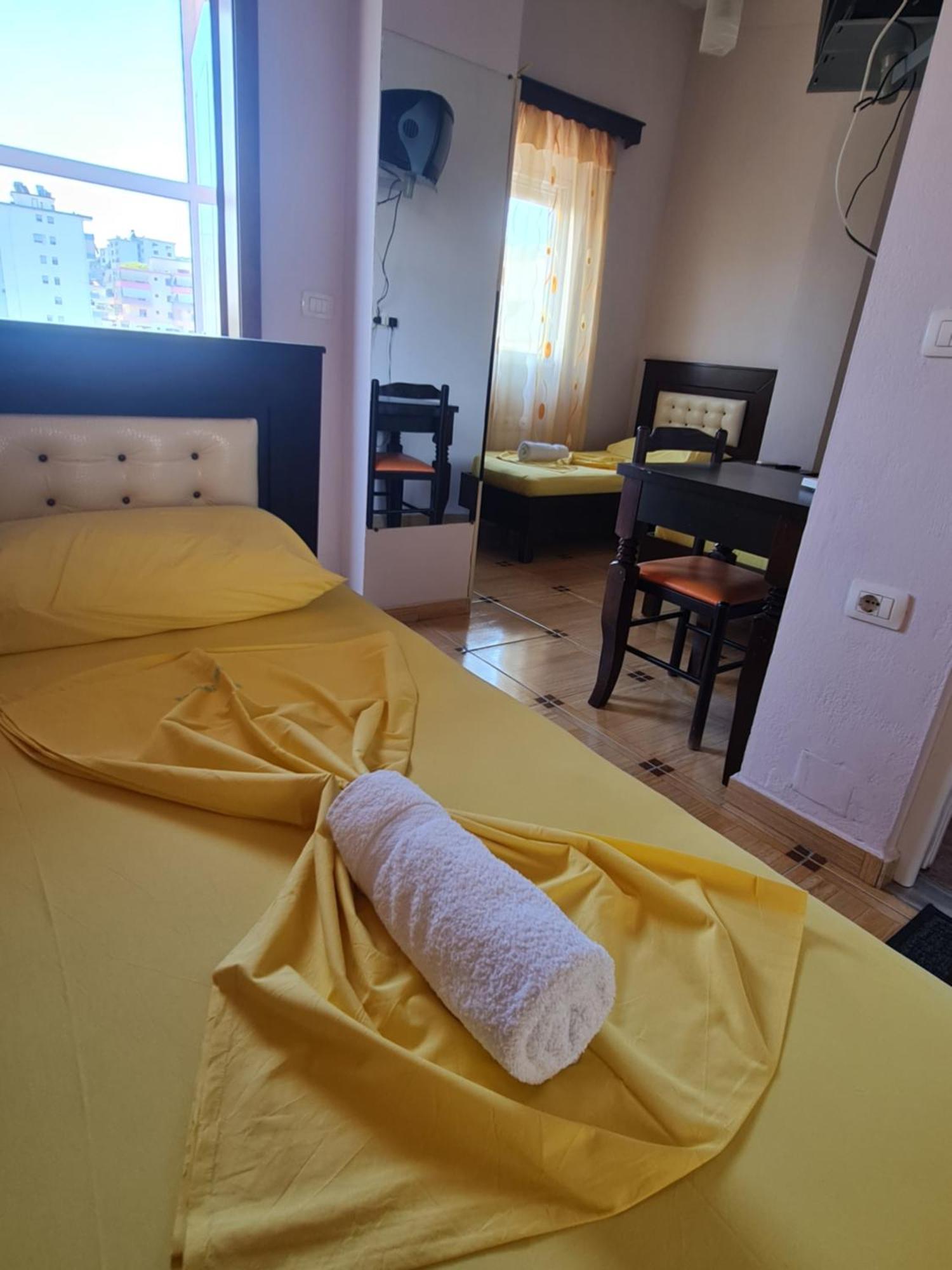Hotel Brace Gjirokastër Buitenkant foto